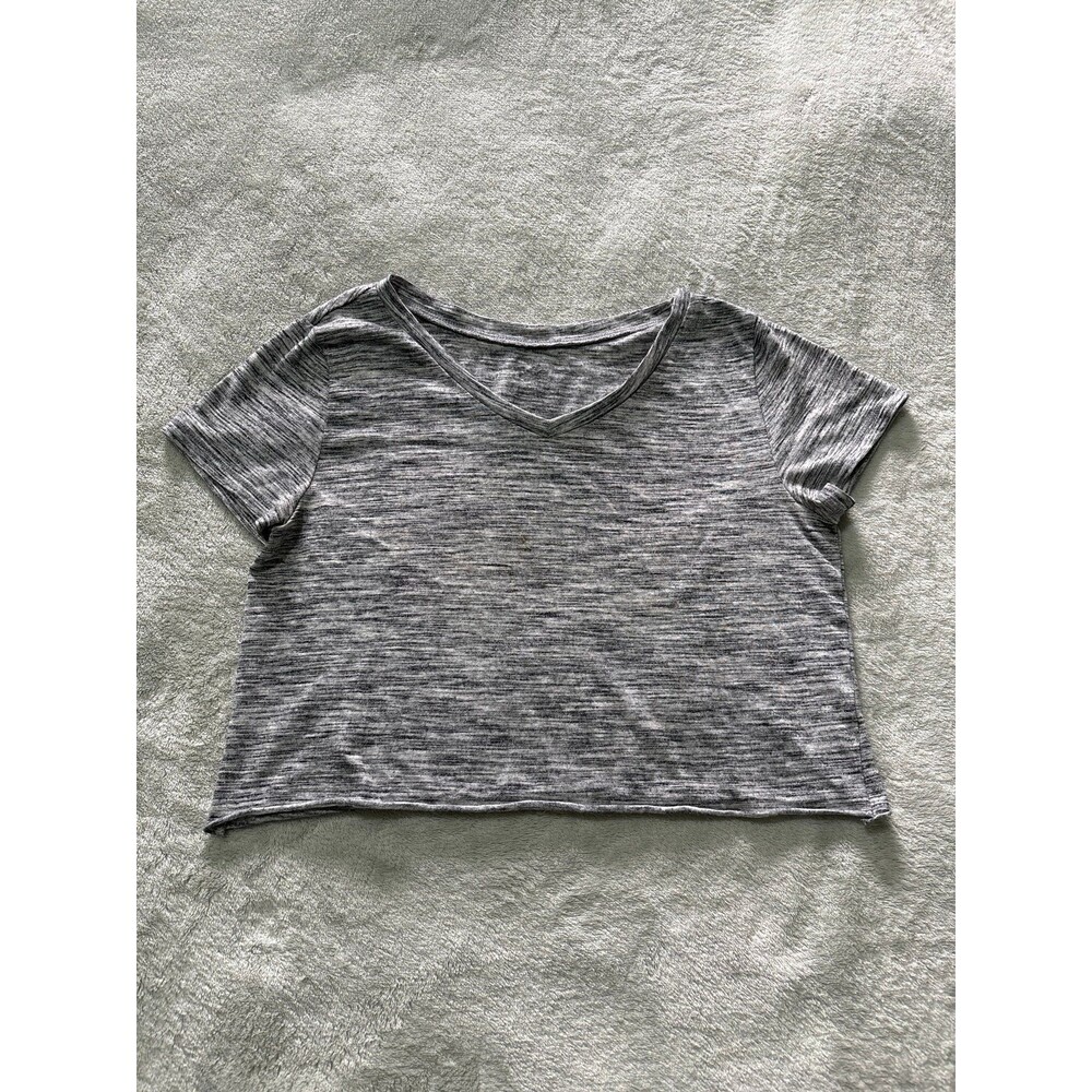 Crop top tshirt girls teens juniors heathered light gray vneck vintage Y2K 2000s